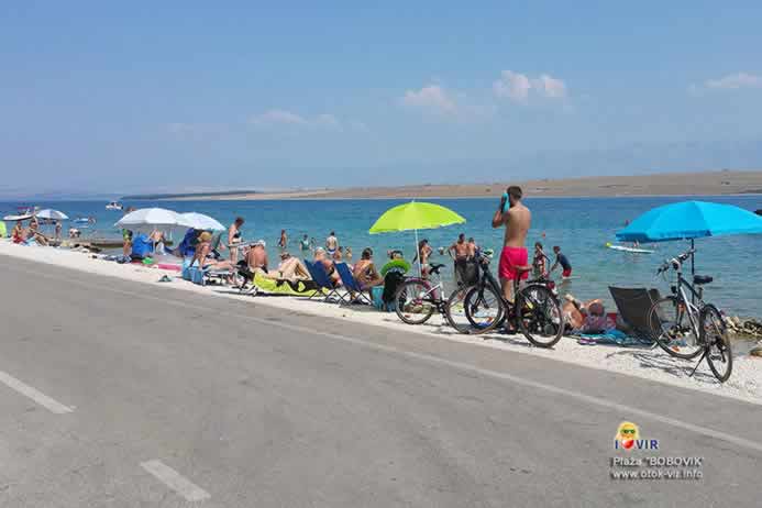 Bicikli kupaća parkirani na plaži