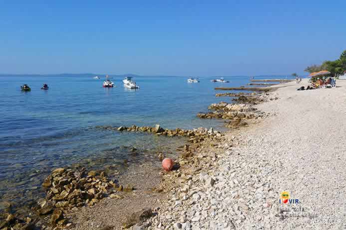 Kameno šlunčana plaža Site otok Vir