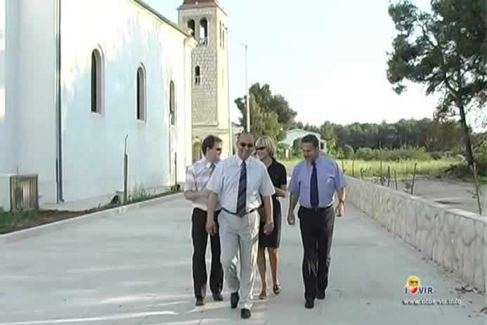Milan Bandić u posjeti crkvi na Viru